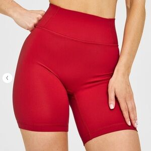 TIMELESS HIGH WAISTED
SHORTS WITH WHITE LOGO |
TOASTED RED SMALL